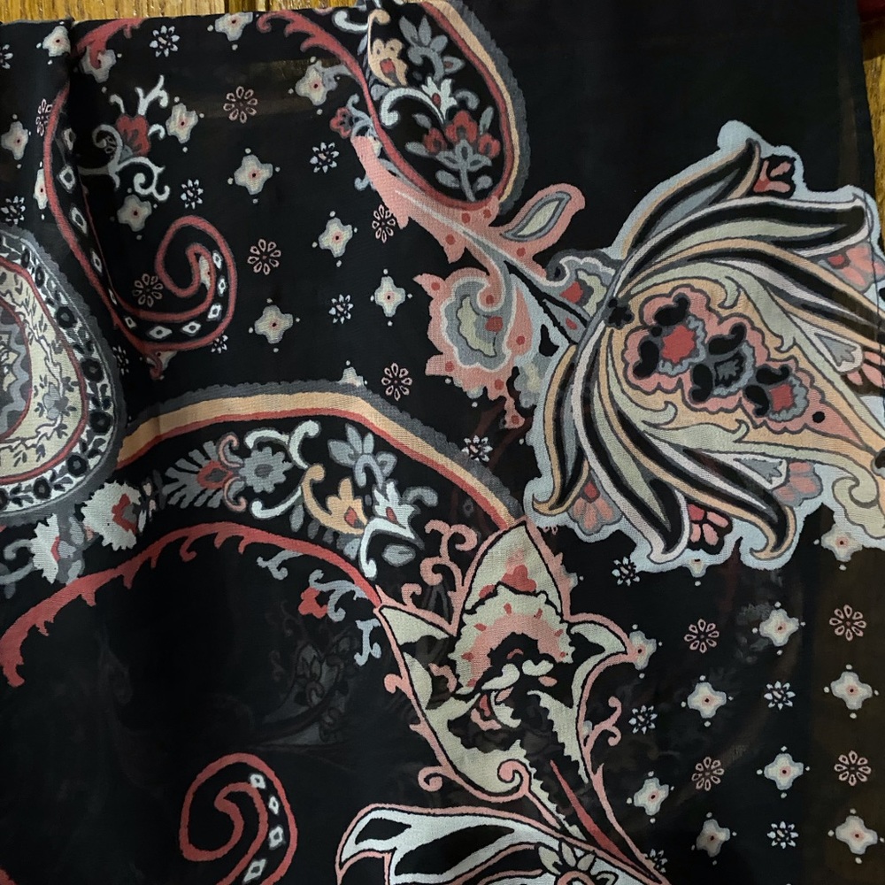 WHBM Scarf - Picture 2 of 2